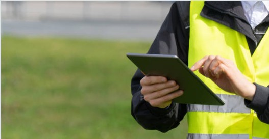 Officer using Patrol Masters mobile app